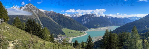 Fog band and prominent debris flow channel at Klopaierspitze