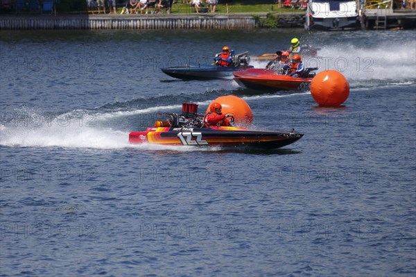 Hydroplane racing on the Saint Lawrence River