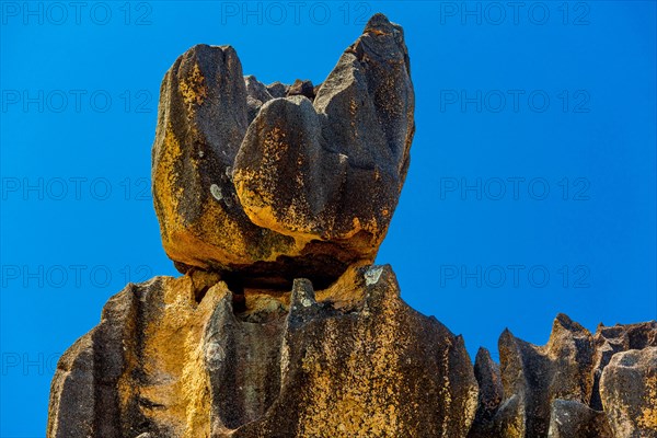 Granite rock landscapes at the side of Baie Laraie beach