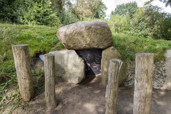 megalithic grave Tannenhausen