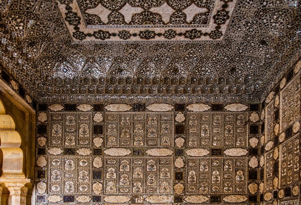 Mirror Palace Sheesh Mahal