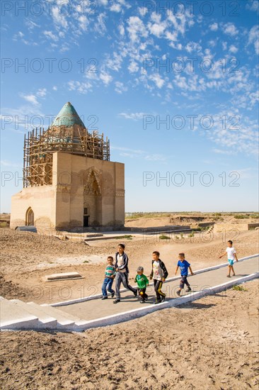 Mausoleum of Sultan Tekesh