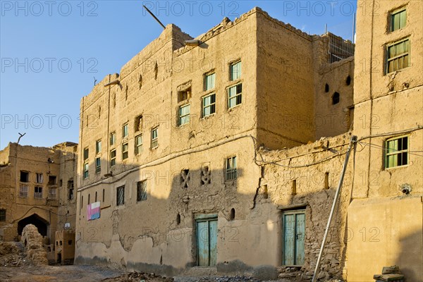 Multi-storey mud houses