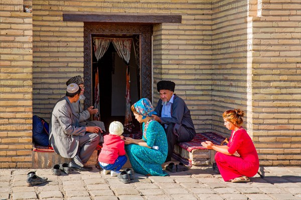 Pilgrims at the Seyit Akhmed Mausoleum