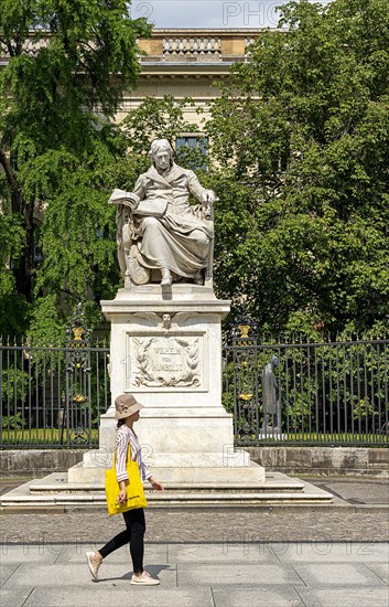 The Humboldt statue in front of the entrance to the University Unter den Linden