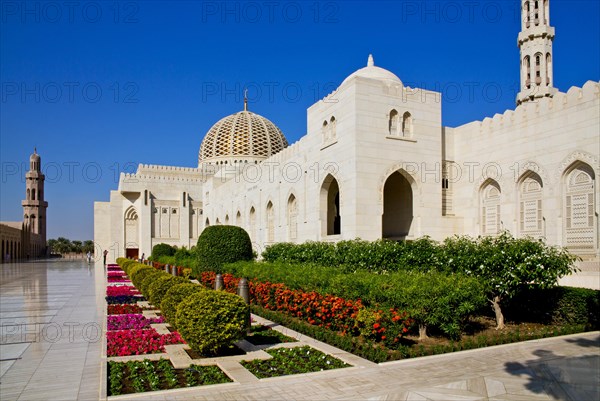 Sultan Qaboos Grand Mosque