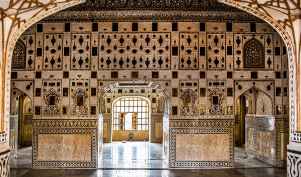 Mirror Palace Sheesh Mahal