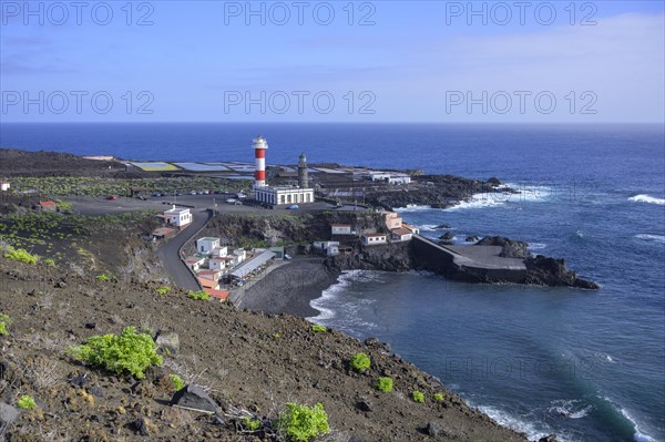 Lighthouses and Restaurant at the Salt Works vo