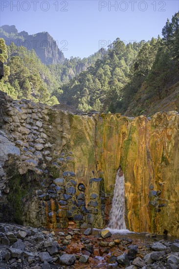 Cascada de los Colores