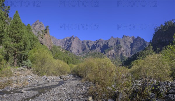 Rock scenery at Rio Taburiente