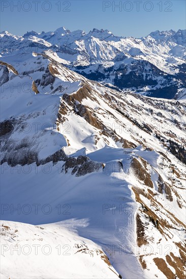 View over Eiseesattel and Hoechgumme