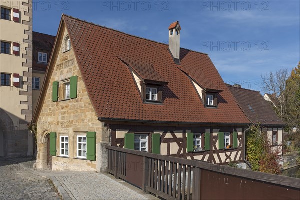 Former pavement customs house from 1690