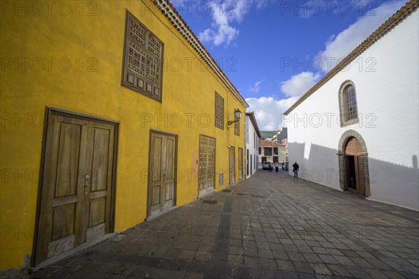 Old house next to the church De La Ascuncion