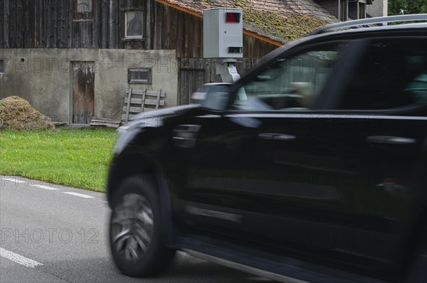 Mobile speed camera