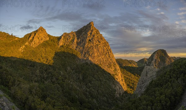 Mirador de los Roques at sunrise