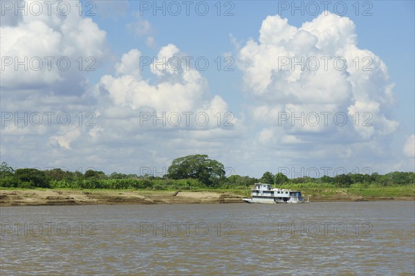 Boat on the banks of the Rio Mamore