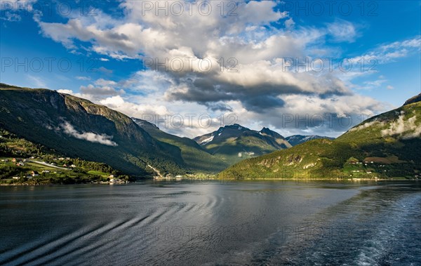 Landscape at Lovatnet near Kjenndahl Glacier