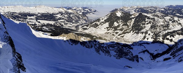 Panorama into the Emmental with Soerenberg and Fluehli