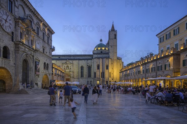 Piazza del Popolo and the Church of San Francesco on the right the Loggia dei Mercanti