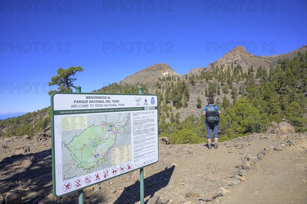 Sign with map about Teide National Park