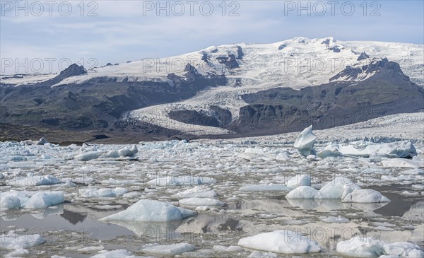 Fjallsarlon ice lagoon