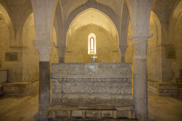 Crypt in the Cathedral di San Leopardo