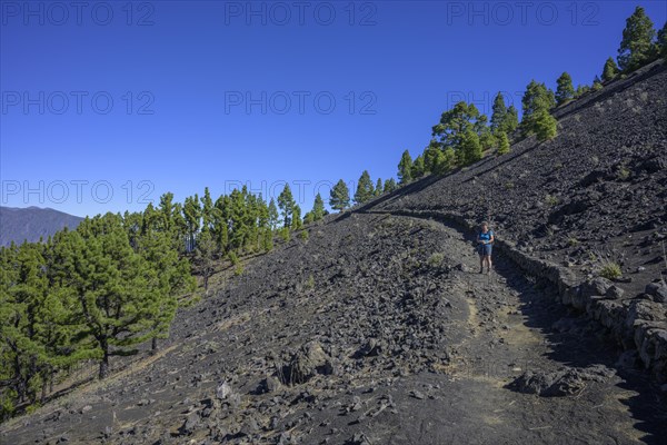 Hike from el Pilar to Birigoyo Volcano