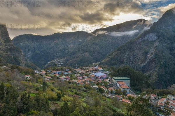 Mountain Village Curral das Freiras