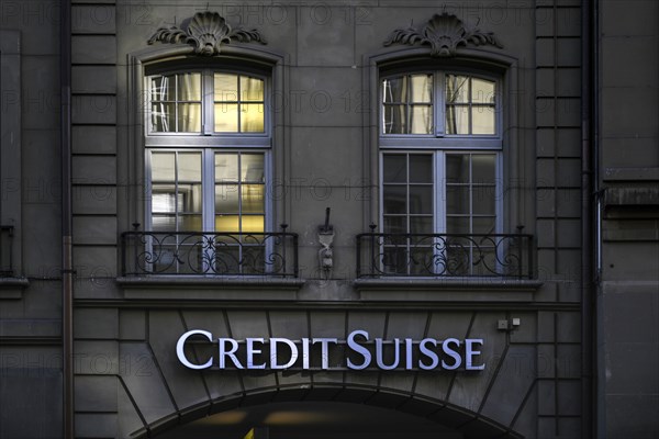 Credit Suisse lettering