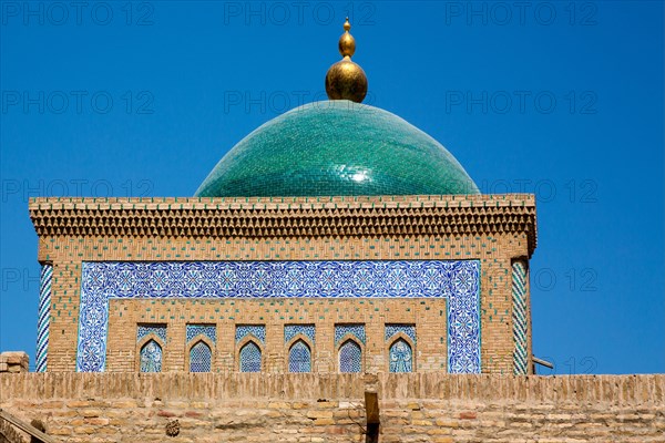 Pahlavon-Maxmud Mausoleum