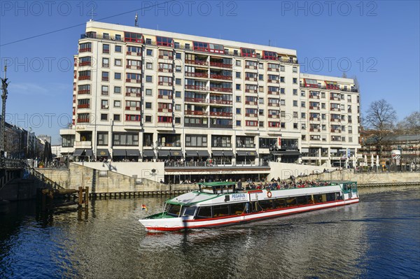 Restaurant Grill Royal - Photo12-imageBROKER-Schoening