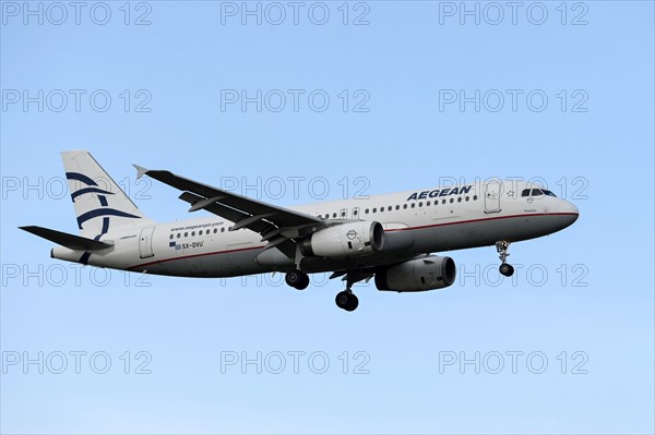 Aircraft Aegean Airline Airbus A320-232