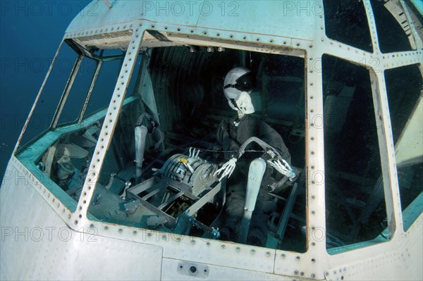 Aircraft sunk for divers