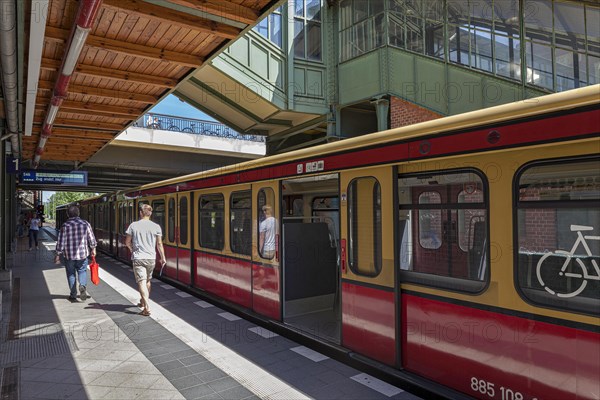 Wagons and compartments of the Berlin S-Bahn at Witzleben station