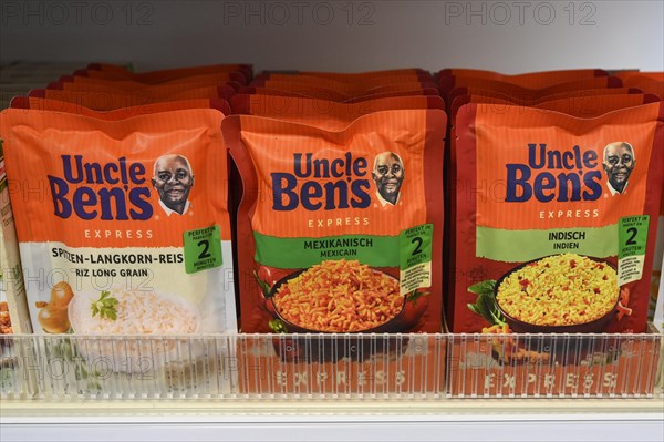 Sales shelf with Uncle Ben's rice