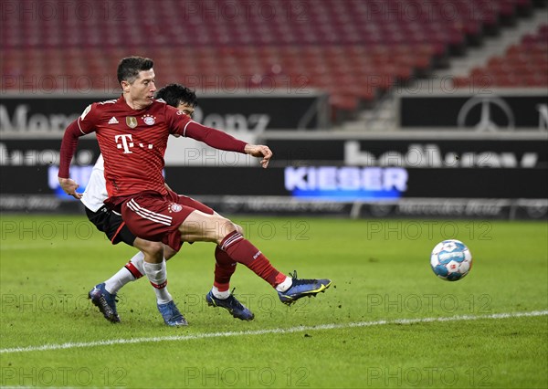 Action Robert Lewandowski FC Bayern Munich FCB 09