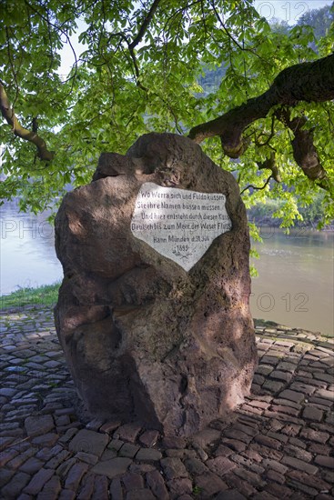 Memorial stone