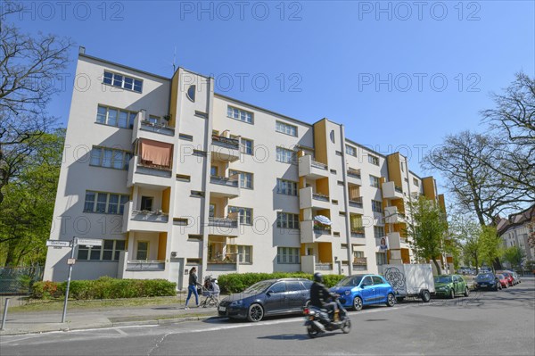 Residential buildings by Hans Scharoun