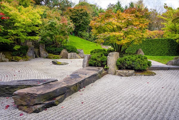 Japanese garden with gravel bed and stone formation
