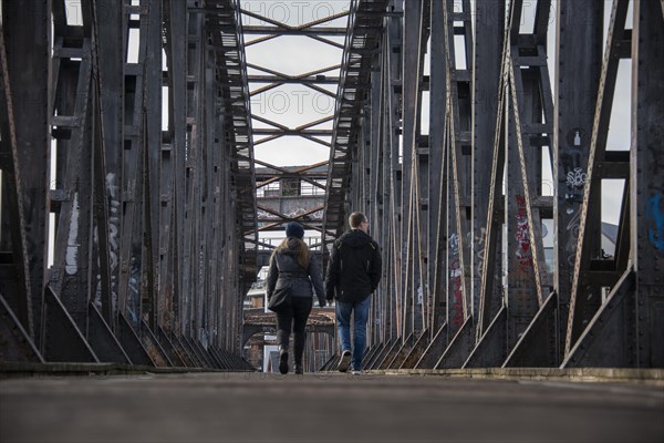 Strollers on heritage-protected lift bridge