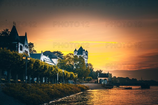 Electoral castle on the banks of the Rhine