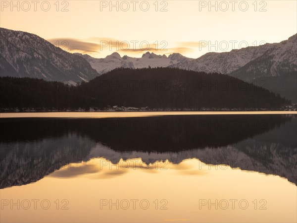 Evening atmosphere at Lake Altaussee