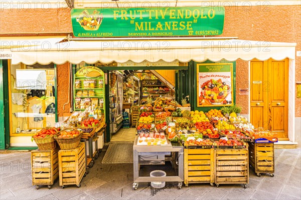Fruit and vegetable shop in the pedestrian zone of Santa Margherita