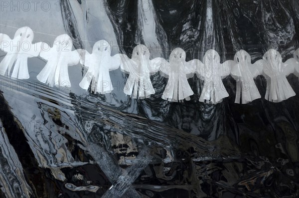 White Paper Garland with Ghosts for Halloween