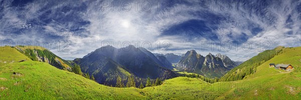 360 panorama from the Hasentalalm with view into the narrow valley to the Grosser Ahornboden and the Karwendel peaks of Sonnjoch