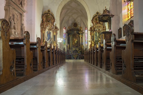 Interior view of the parish church of St. Martin
