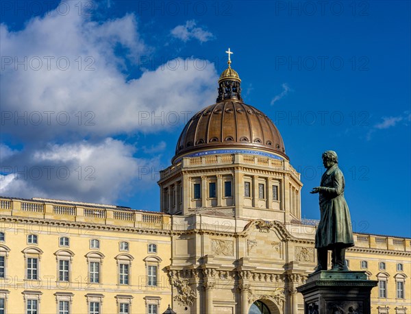 Schinkelplatz and the dome of the New City Palace