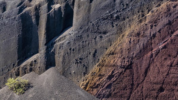 Colourful sandstone wall