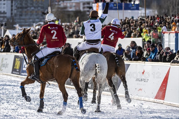 Players from Team St. Moritz