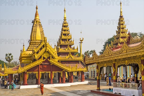 Shwezigon Pagoda